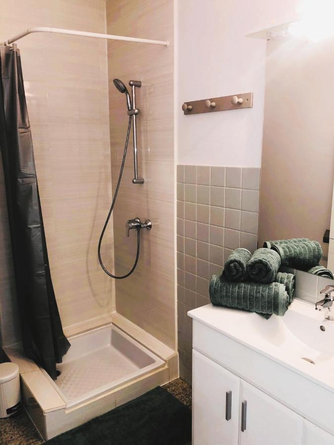Paisible Studio Avec Agreable Loggia 2 Mn Du Centre Apartment Aix-les-Bains Luaran gambar