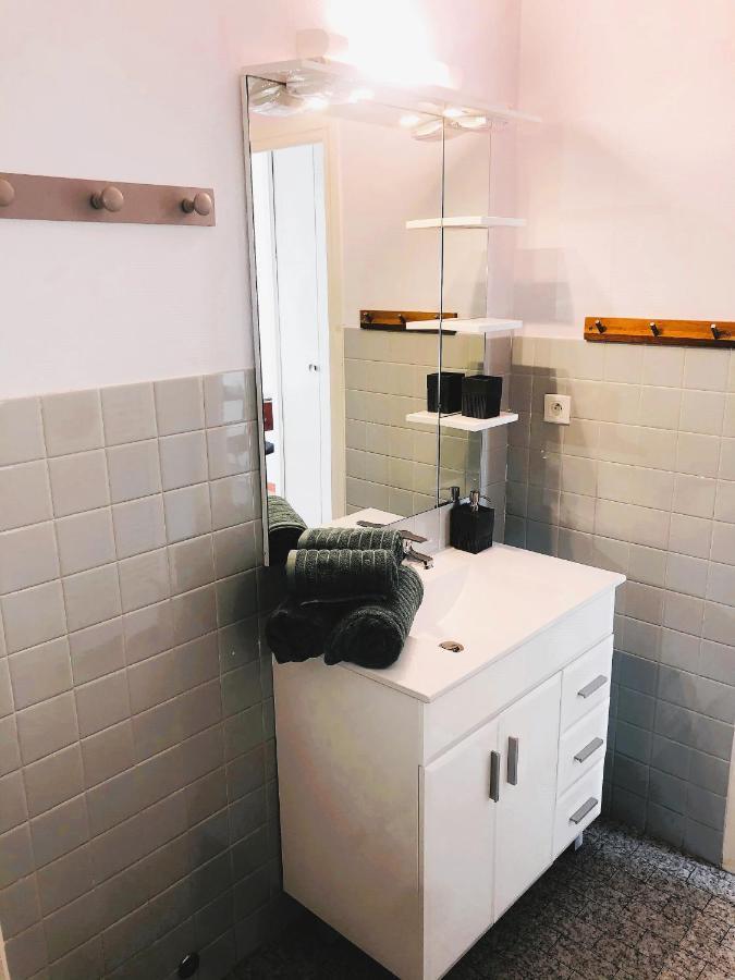 Paisible Studio Avec Agreable Loggia 2 Mn Du Centre Apartment Aix-les-Bains Luaran gambar